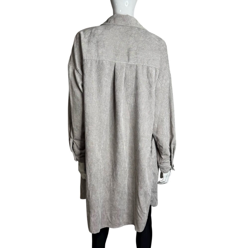 Elegant Gray Longline Button Down Corduroy Shacket Jacket - Picture 5 of 7